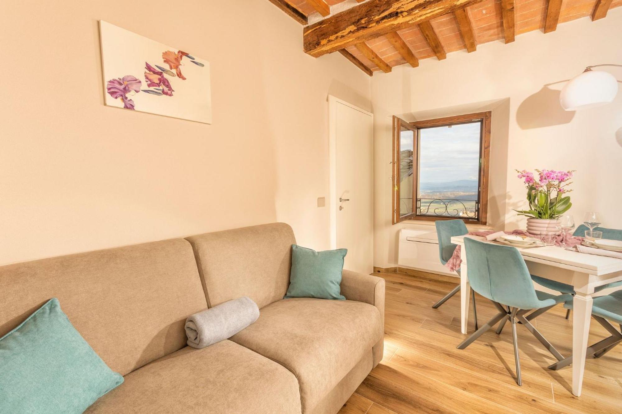 Palazzo Falcinelli Luxury Room In Montepulciano Center With Air Conditioning And Elevator Екстериор снимка