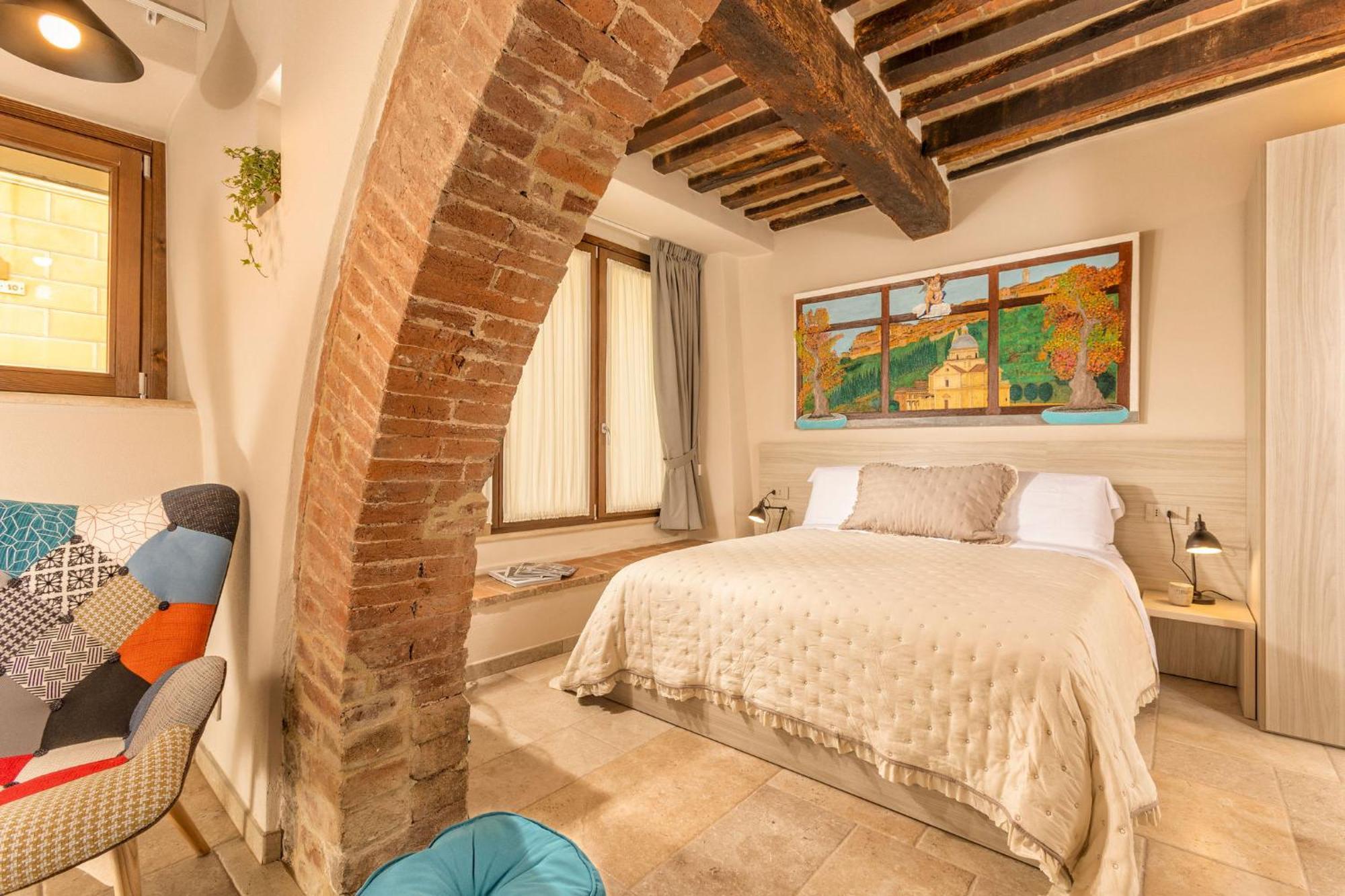 Palazzo Falcinelli Luxury Room In Montepulciano Center With Air Conditioning And Elevator Екстериор снимка